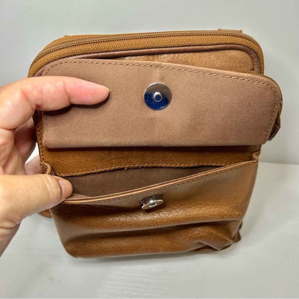 Vintage Fossil Cognac Brown Leather Multi-Compartment Crossbody Bag - Picture 6 of 12